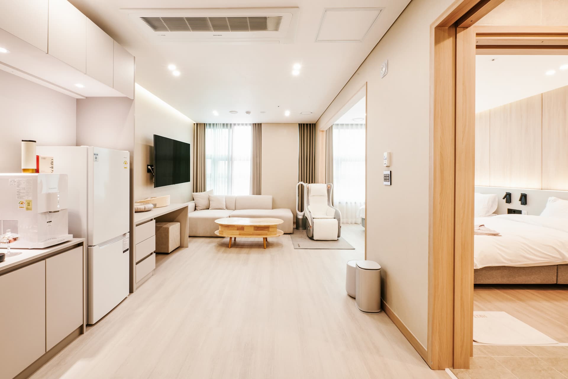 프레스티지 침실